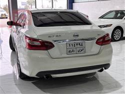 نيسان ألتيما